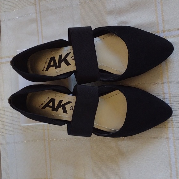 Anne Klein Sport Silver and Black Flats Minimalist Design - Picture 2 of 12